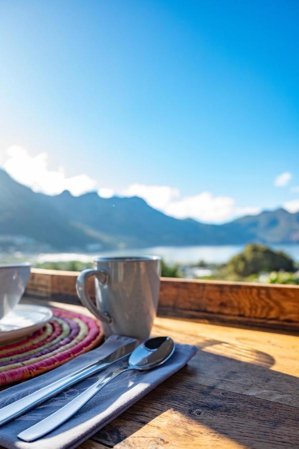 Hout & About Guest House Hout Bay Bagian luar foto