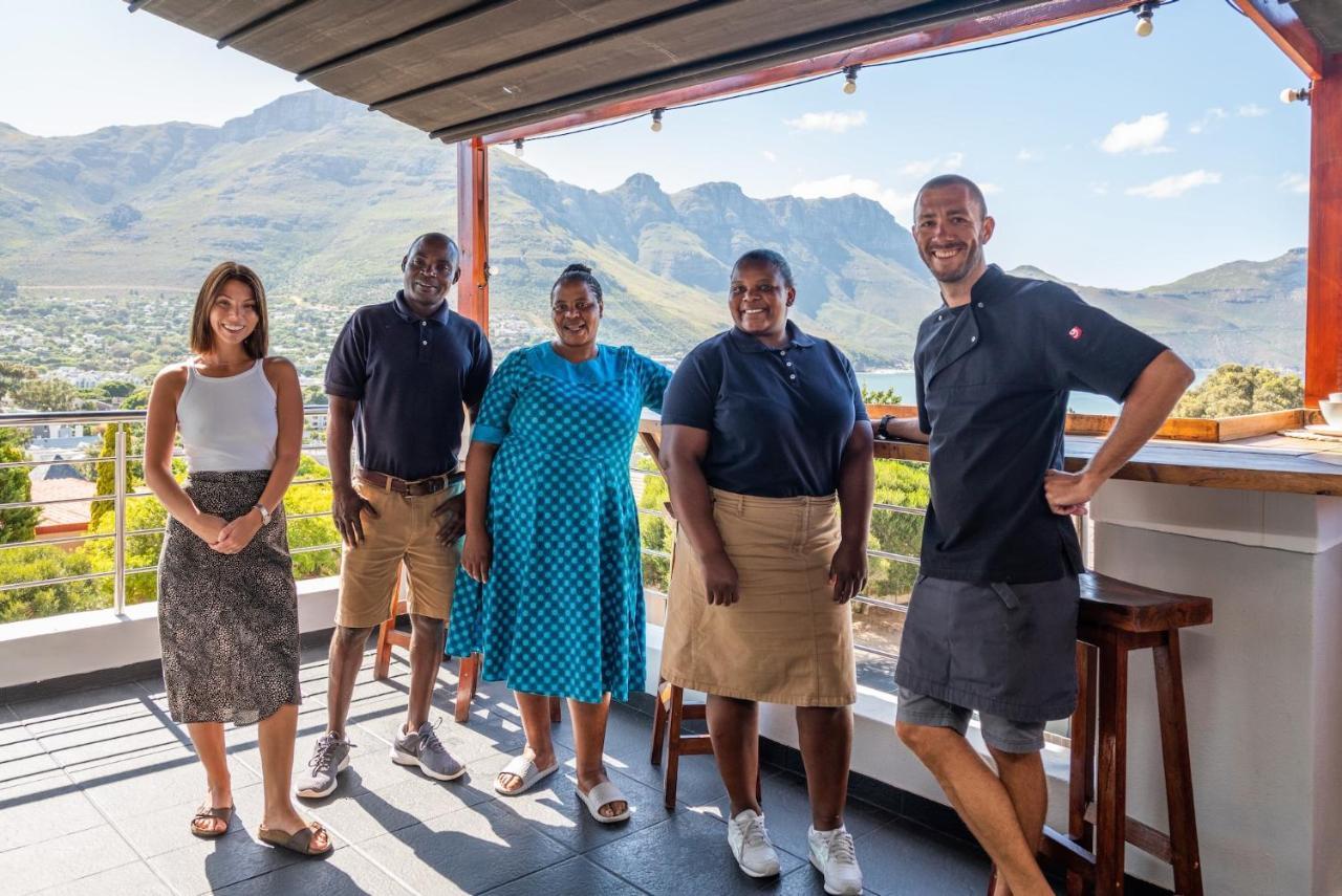 Hout & About Guest House Hout Bay Bagian luar foto